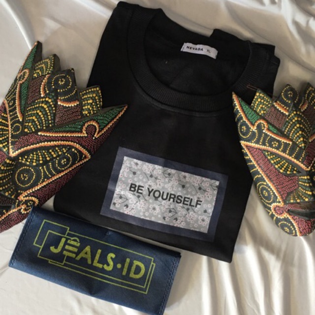 Sweater nevada // sweater hitam // nevada original // nevada kekinian //