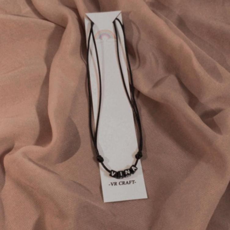 

4.4 BRANDS FESTIVAL Kalung nama monochrome tali waterproof