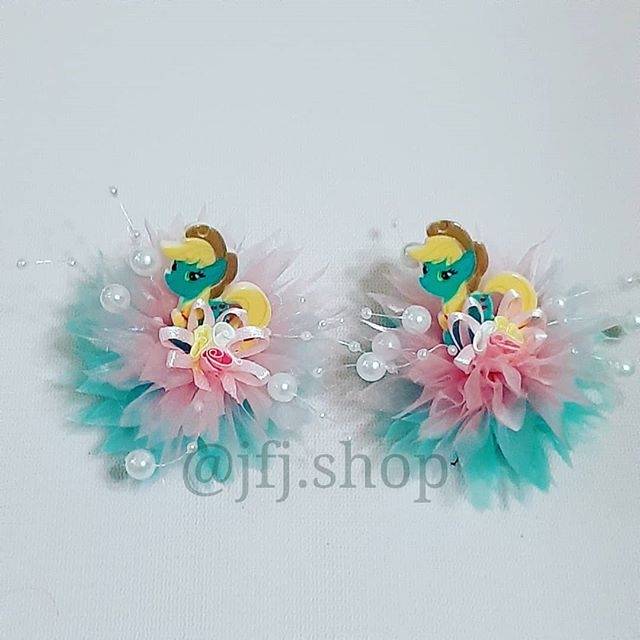 

Pita pasangan little pony