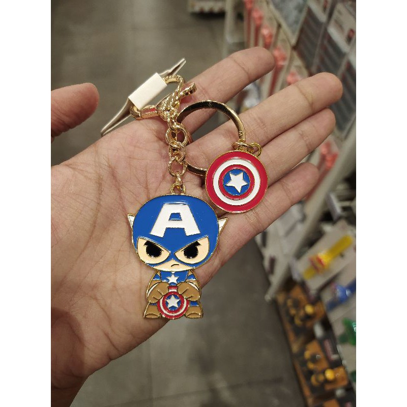 Miniso gantungan kunci marvel
