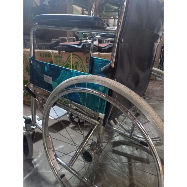 BEKAS - Kursi Roda Kesehatan sella