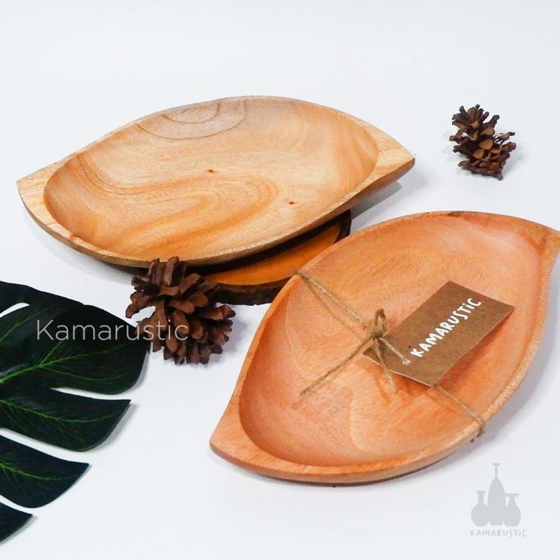 PIRING DAUN BESAR / PIRING KAYU / WADAH KAYU / PROPERTI FOTO