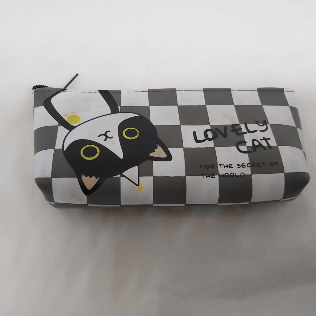 

Kotak Pensil Gambar Kucing