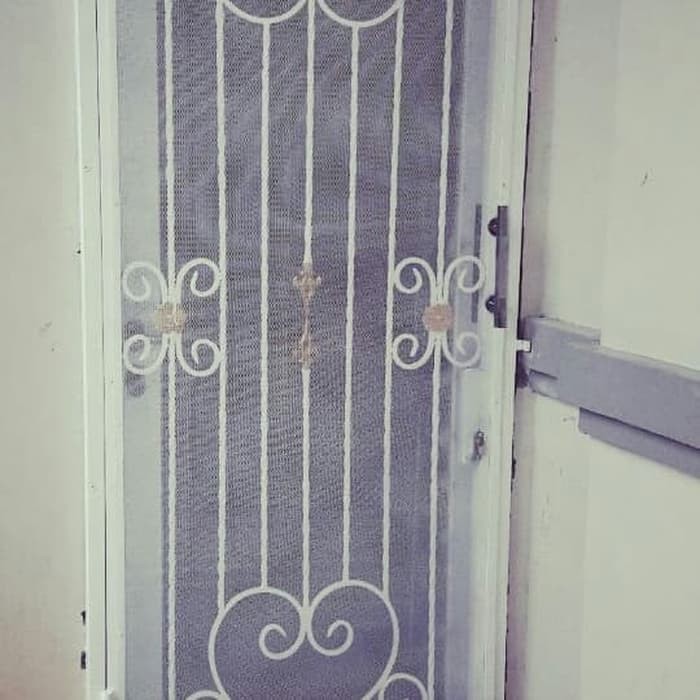 Pintu Teralis Besi  Kawat Nyamuk 