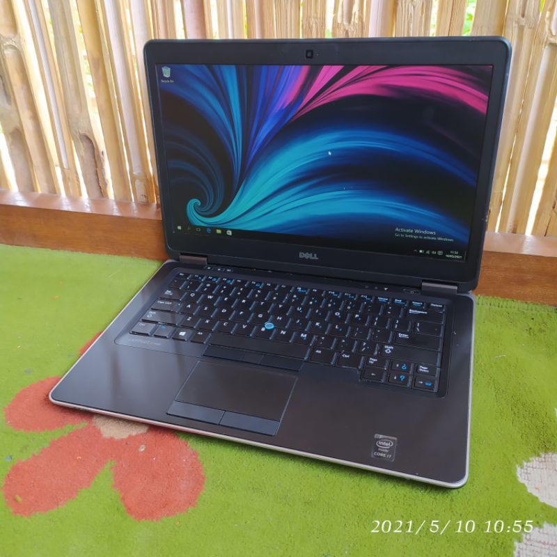 laptop dell slim core i7 gen4 ram 8gb ssd