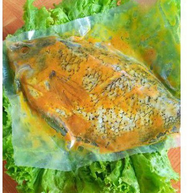 

IKAN GURAME 500gr BUMBU KUNING SIAP GORENG NO MSG