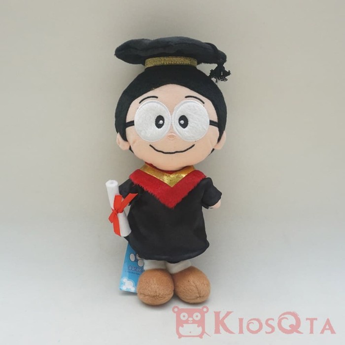 boneka wisuda nobita original