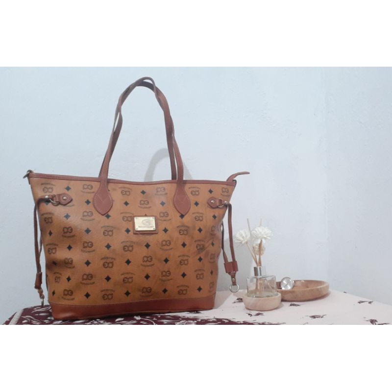 Tas Paolo gomes,pesta,tote ala LV,dompet conexion matahari