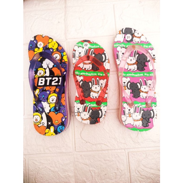 Sandal anak perempuan BT21