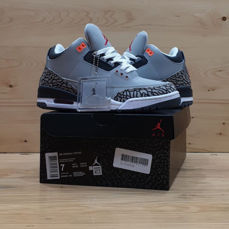 Air Jordan 3 Cool Grey