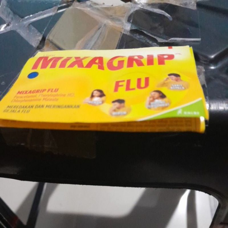 mixagrip flu 1 lembar isi 4 kapket