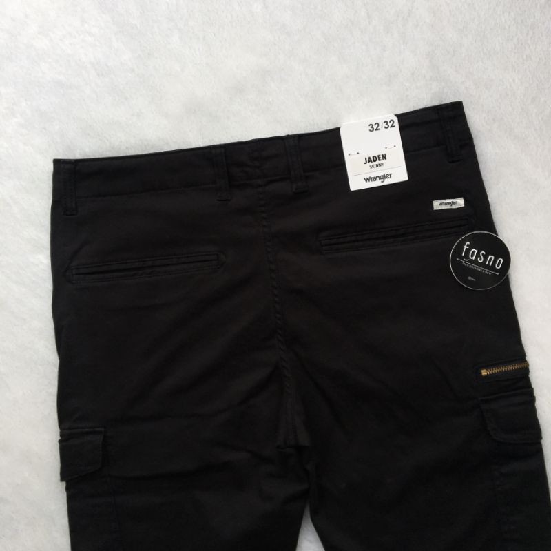 Wrangler Cargo Jaden "STRETCH" , SOLID BLACK. Original