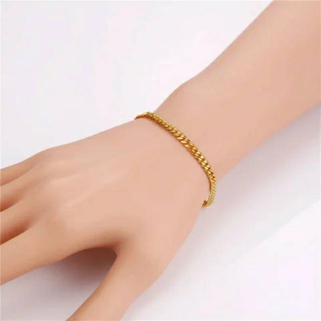 Gelang Pria Wanita Rantai Gold Kecil Titanium Emas