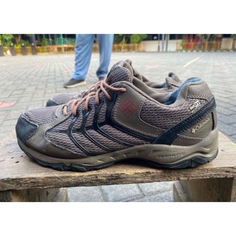 sepatu second branded ori