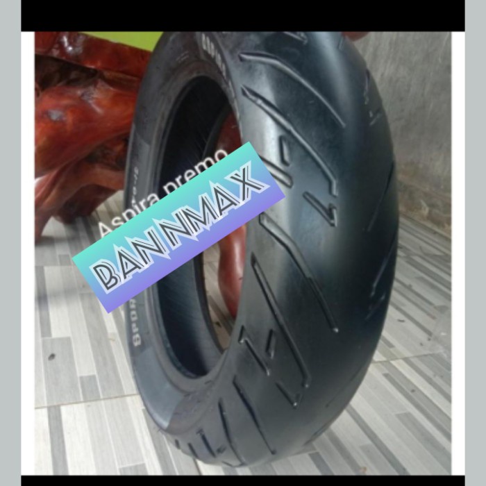 BAN BELAKANG NMAX 140/70-13 TUBLES