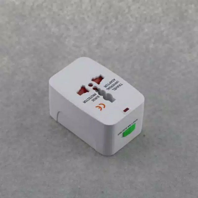 Colokan Universal Travel Adapter