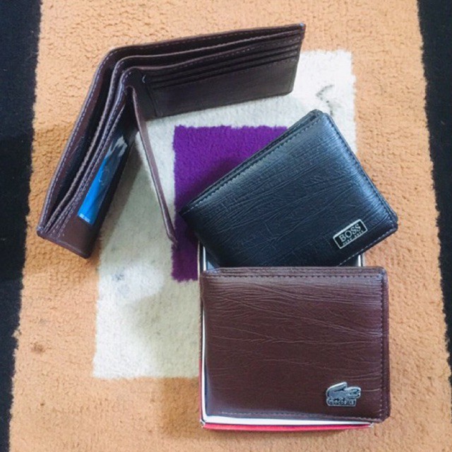 dompet UD-zen pria lipat biasa bahan bona motif urat kayu yang unik deban baruoao logo yang keren asli pengrajin lokal #dompet #dompetpria #dompetcwok #dompetkeren