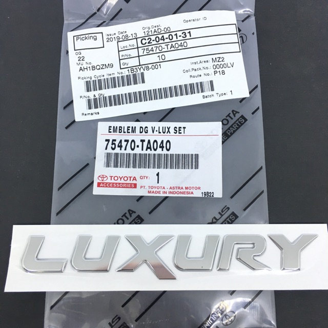 Emblem Logo LUXURY Toyota Innova-Universal 75470-TA040 Asli