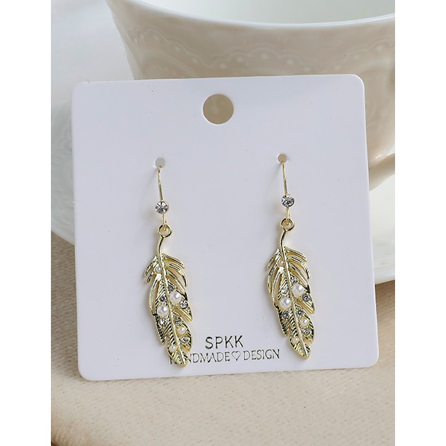 LRC Anting Gantung Fashion Golden Alloy Diamond Feather Earrings K64594