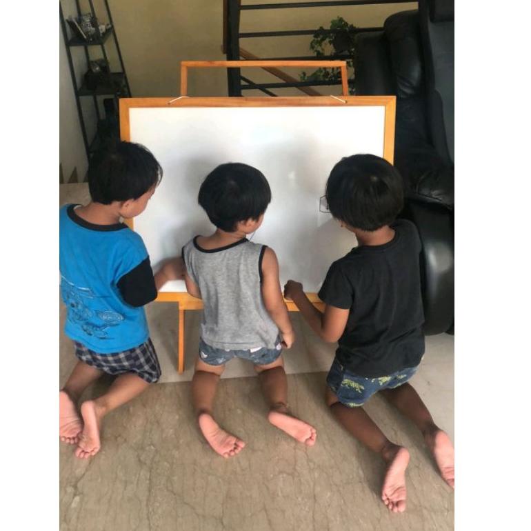 

[KODE Q6V8K] Papan Tulis 60x80 / white board ukuran besar+ standing gratis spidol+ penghapus