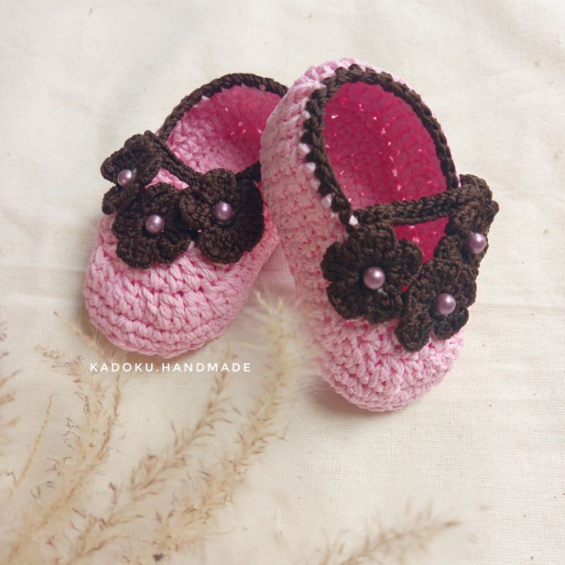 sepatu rajut bayi perempuan | sepatu pesta bayi perempuan rajut handmade