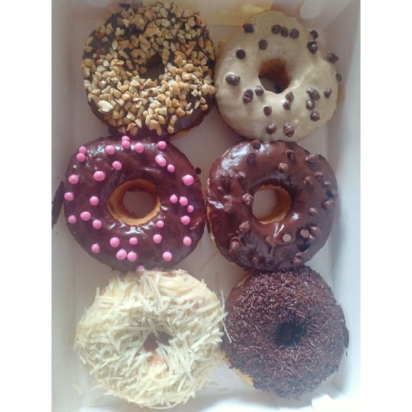 

Donat topping isi 6pcs