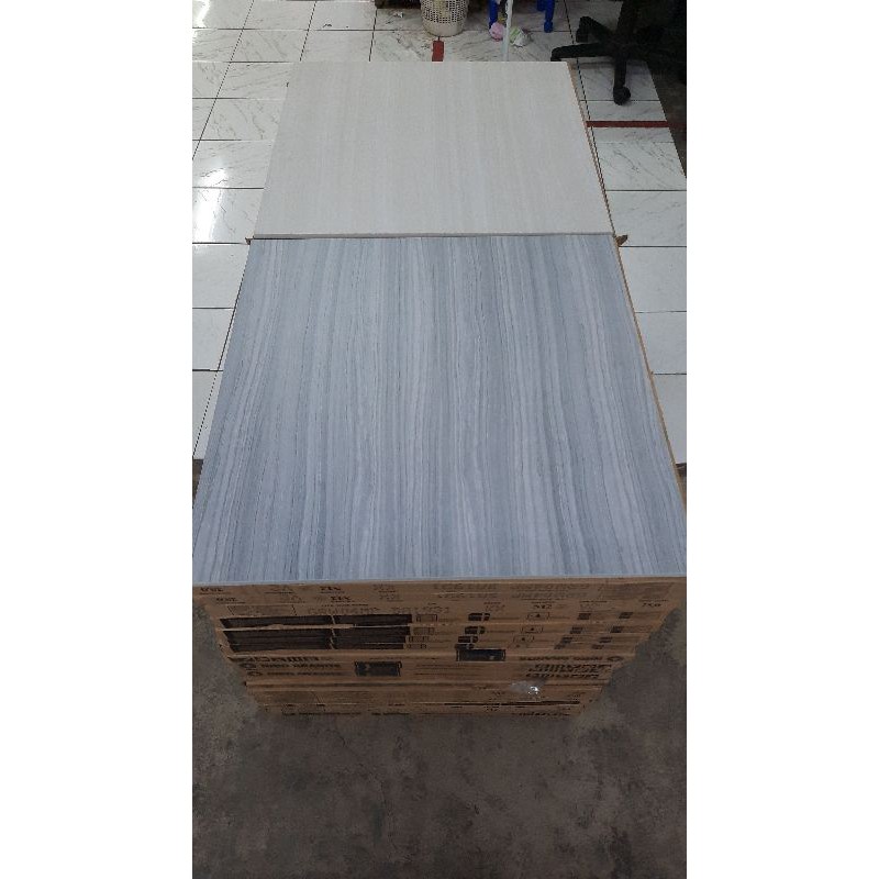 NIRO_GRANITE #GRW 01,GRW 04