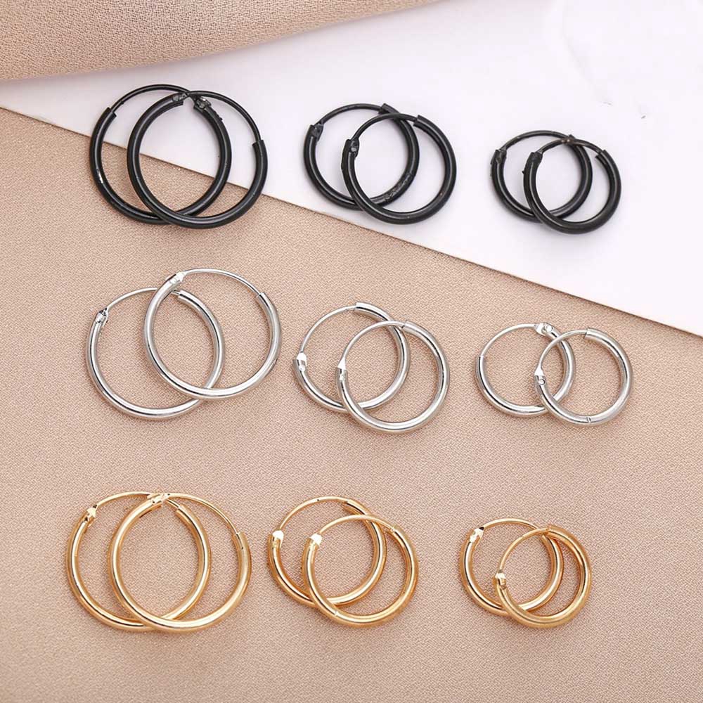 Anting Hoop Bulat Kecil Warna Emas / Hitam / Silver Gaya Punk Hip Hop Untuk Wanita