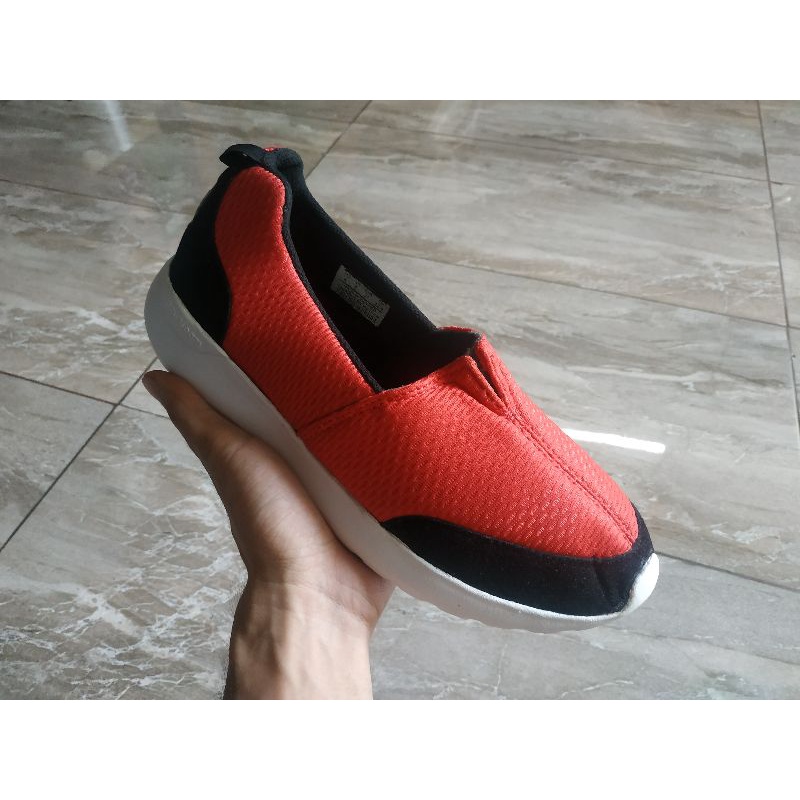 Sepatu Slip On Adidas Wanita
