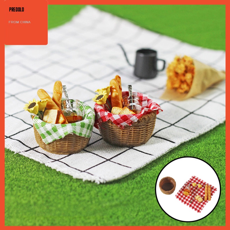 [In Stock] Mini Miniature Bread Picnic Cloth with Basket 1/12 Doll House Green Plaid