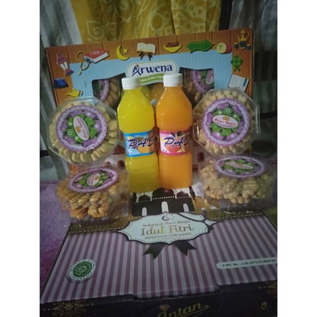 

Paket Nastar isi 4toples + Sirup 2 botol