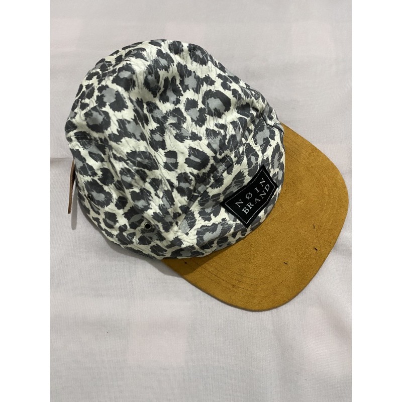 topi Noin Brand