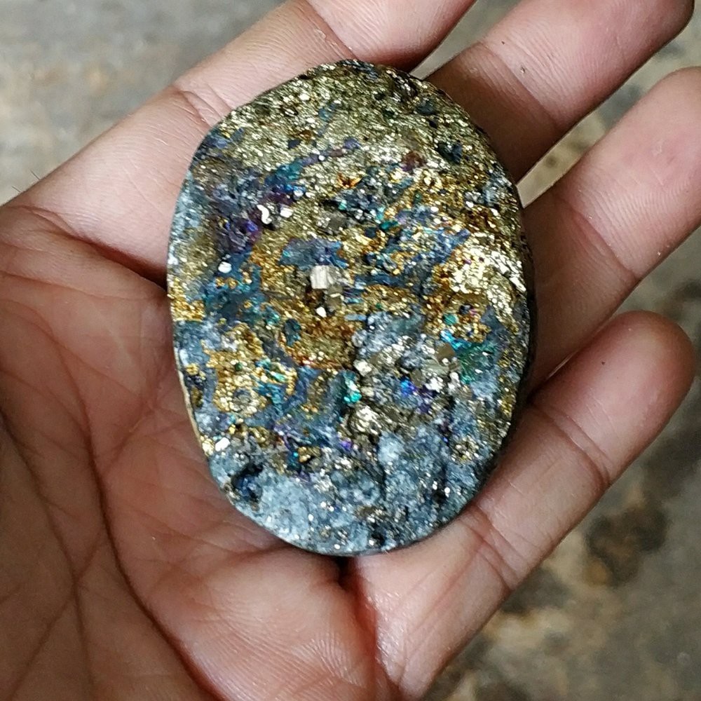 Natural Batu Akik Rainbow Pyrite Size Liontin Motif Art