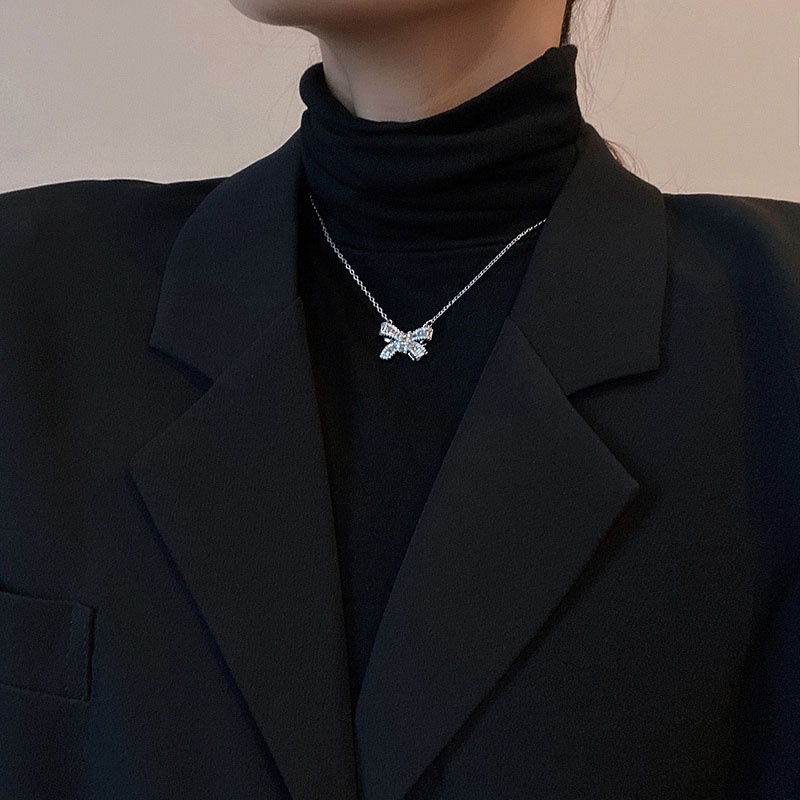Kalung Choker Bahan Titanium steel Dengan Liontin Pita Aksen Berlian Zirkon