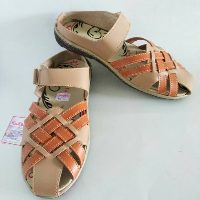 SANDAL CASUAL WANITA SENDAL KICKERS FLAT BUKAN WEDGES TALI SELOP SLOP JEPIT JAPIT SELEMPANG KASUAL