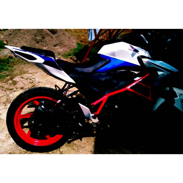 Body belakang cb150r lama model cbr250