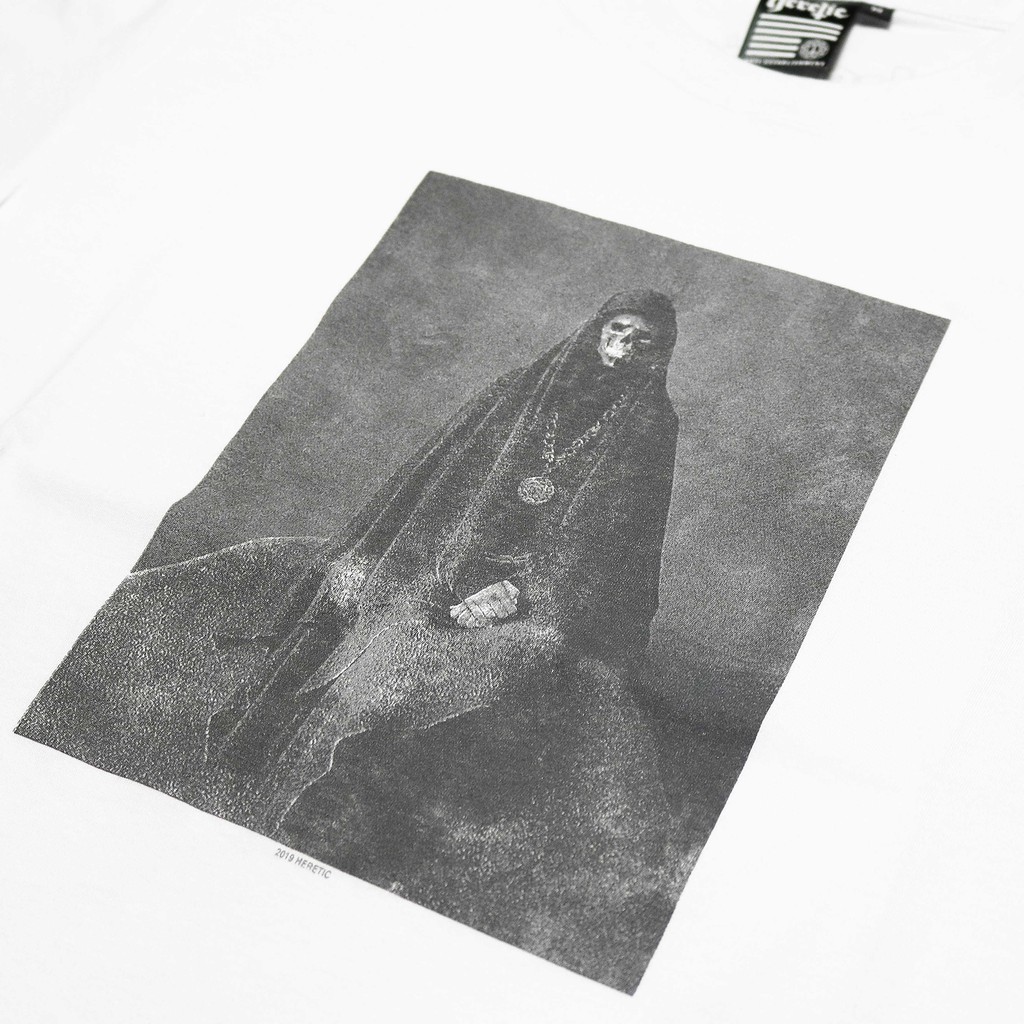 Heretic - T-Shirt - Portrait of White