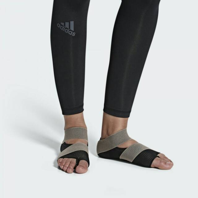 adidas wrap shoes