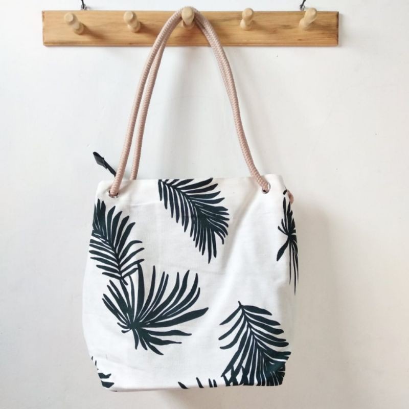 Totebag Wanita Kanvas Tali Sumbu Motif Aesthetic Putih/Tote bag Kanvas Resleting Murah Kekinian