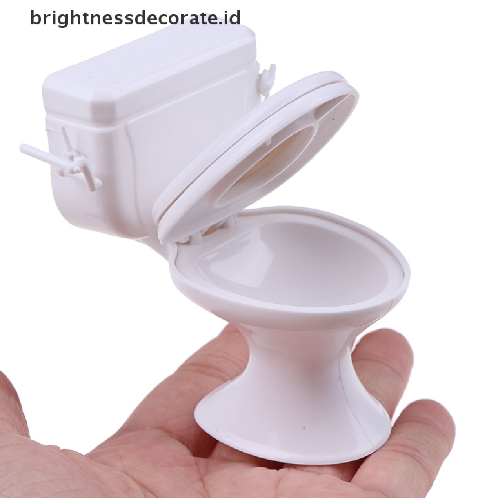 Miniatur Toilet Kamar Mandi Gaya Vintage Untuk Rumah Boneka