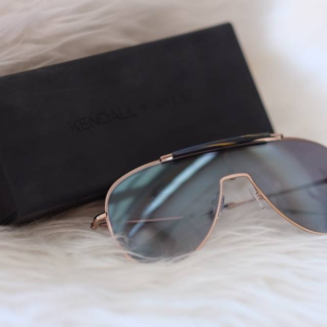 Kendall & Kylie Women's Layla Shielded Aviator Sunglasses