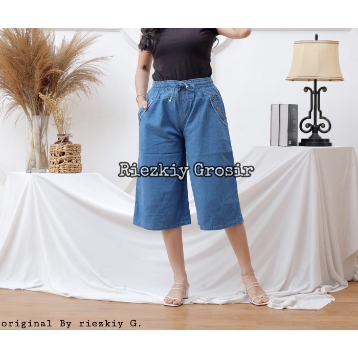 celana kulot pendek 7/8 jeans cewek/celana kulot pendek santai wanita - Biru Muda, 7/8 STANDAR (B4H0