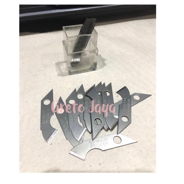 

Refil Refill Isi Mata Pisau Cutter Kater Karter Akrilik Acrylic Spare