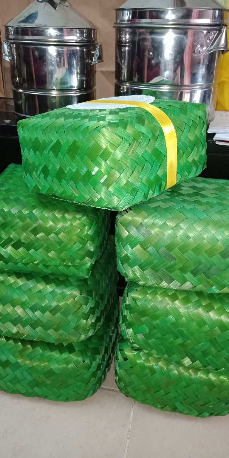 Besek Bambu Warna 18x18