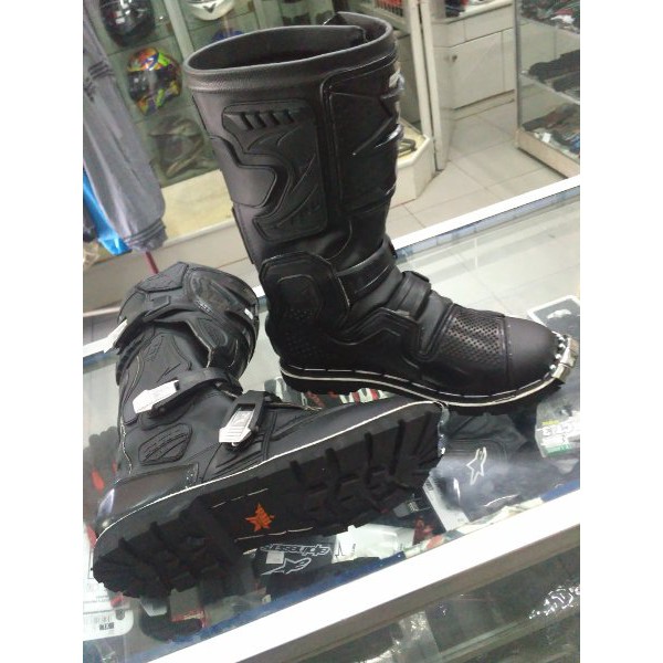 DSA                  Sepatu Trail NEW MX RNL .