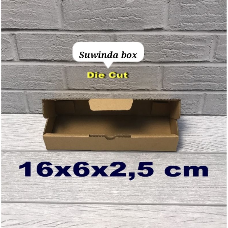 

KARDUS/KARTON/BOX UK. 16x6x2,5 CM............MODEL KARDUS PIZZA