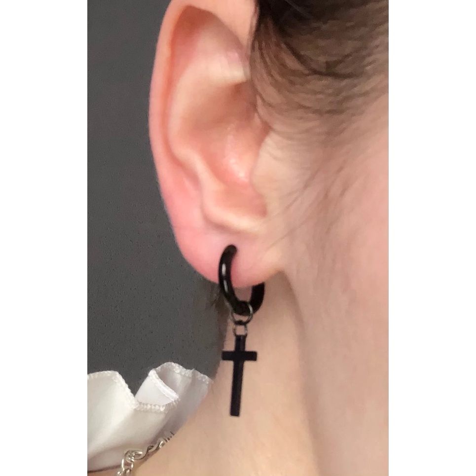 1 Pc Anting Stud Anti Pudar Bentuk Bulat Salib Bahan Titanium Gaya Hip Hop Punk Untuk Pria Dan Wanita