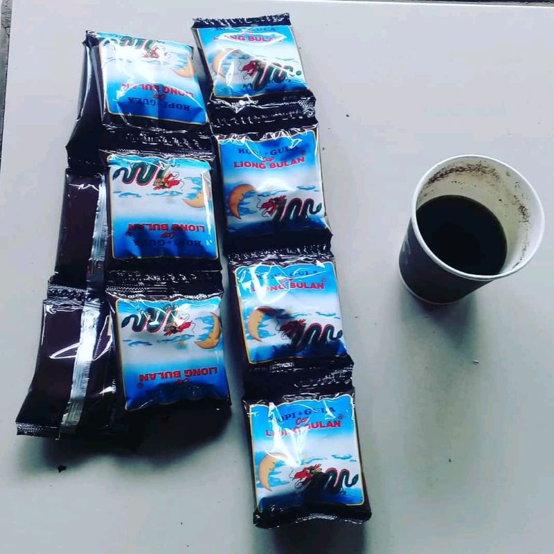 

kopi naga bulan (liong hitam manis)