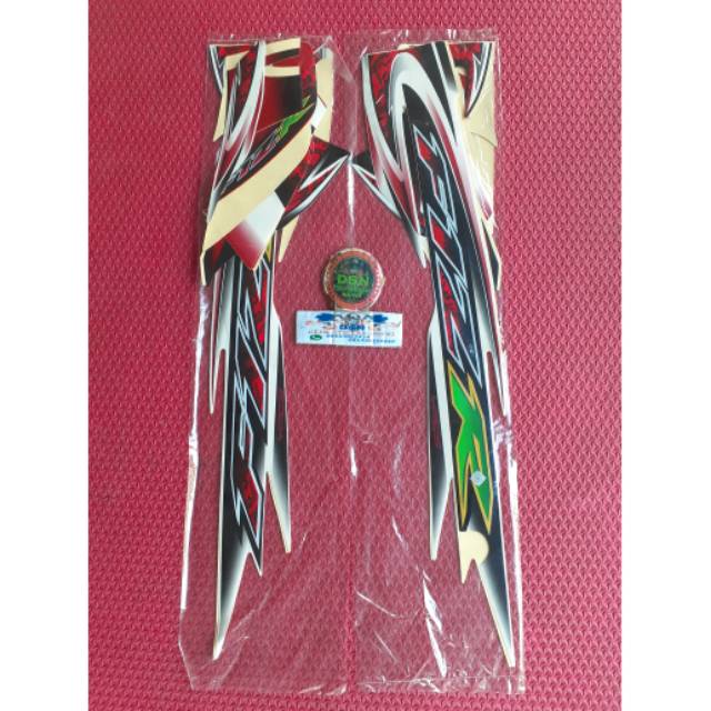 LES STRIPING VARIASI STIKER YAMAHA FIZ R