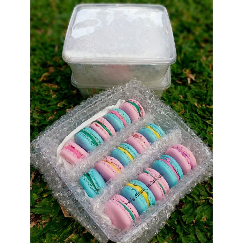 

macaron termurah 4 cm isi 15